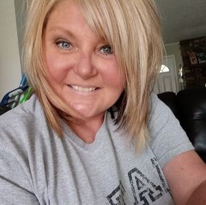 Meet your Posher, Pam